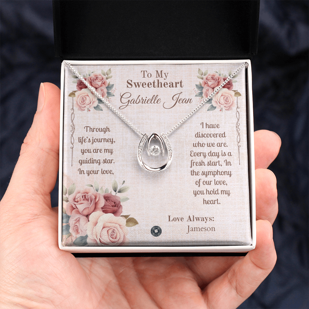 Lucky In Love Necklace: Sweetheart