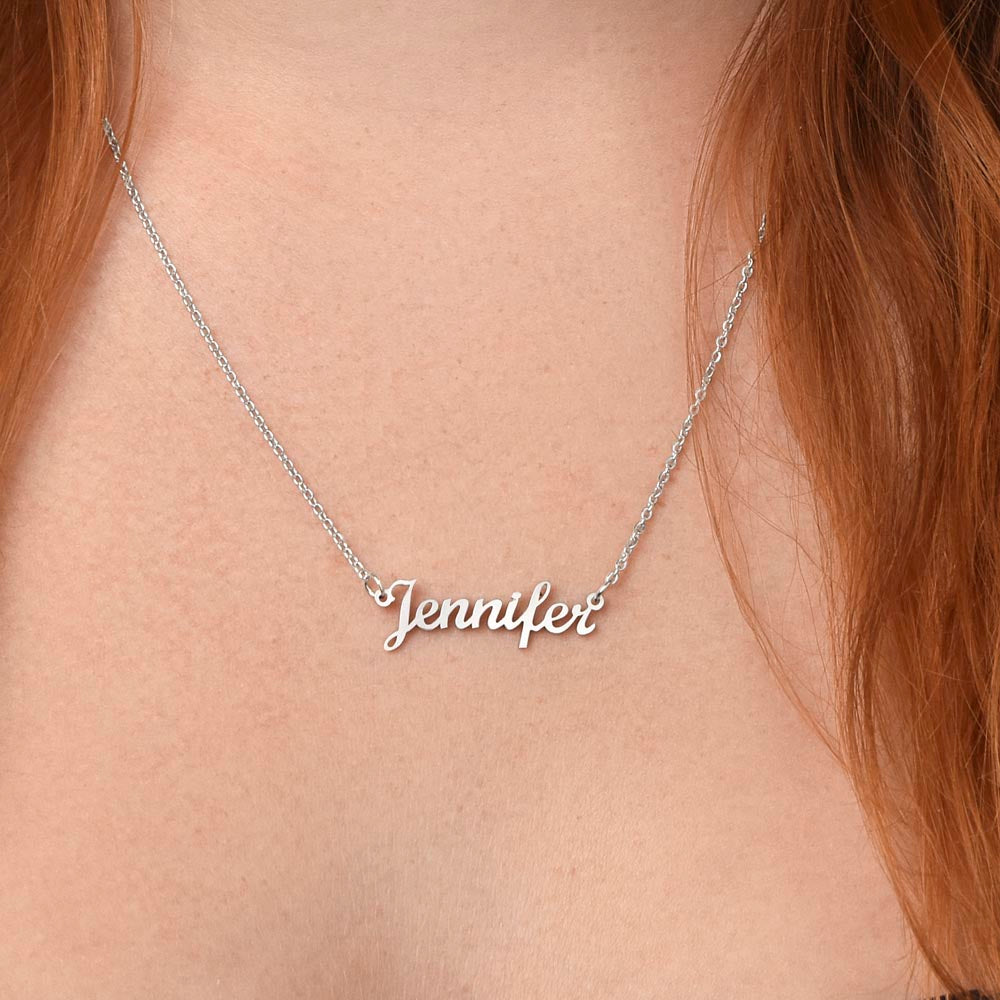 Horizontal Name Necklace: Darling