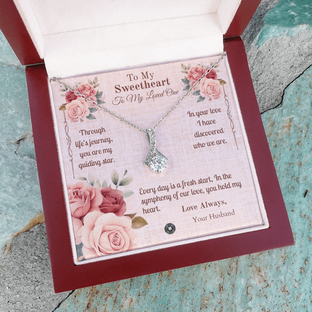 Alluring Beauty Necklace: Sweetheart Jewelry 18K Yellow Gold Two Tone Box The Silver Clover & Co.