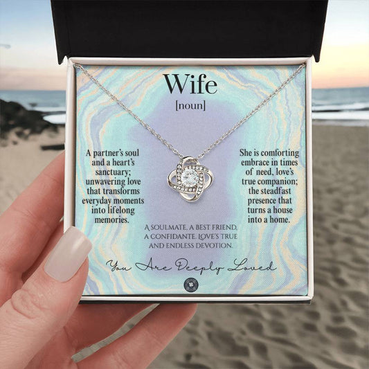 Love Knot Necklace: For Wife