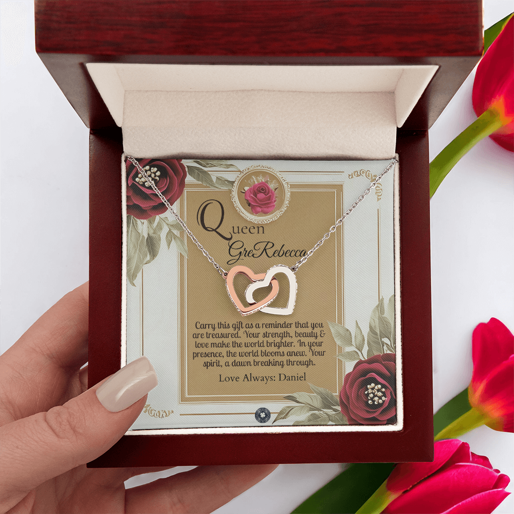 Interlocking Hearts Necklace: Queen